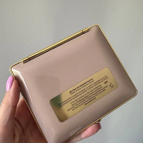 Too Faced Natural Eyes Neutral EyeShadow Palette - Picture 4 of 7